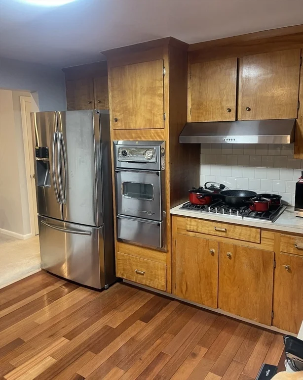 34 Lancaster St, Framingham