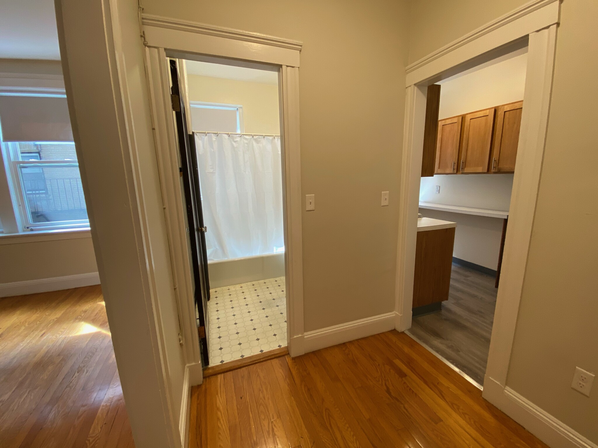 1940 Commonwealth Ave, Brighton