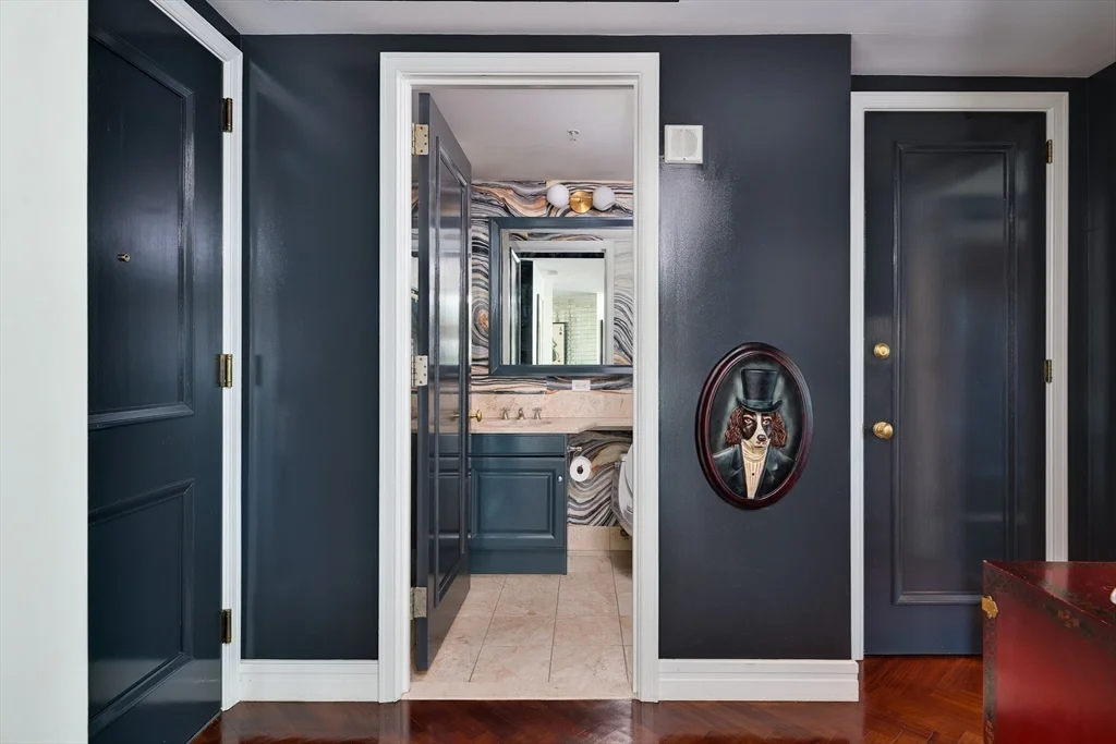 1 Avery St, Downtown