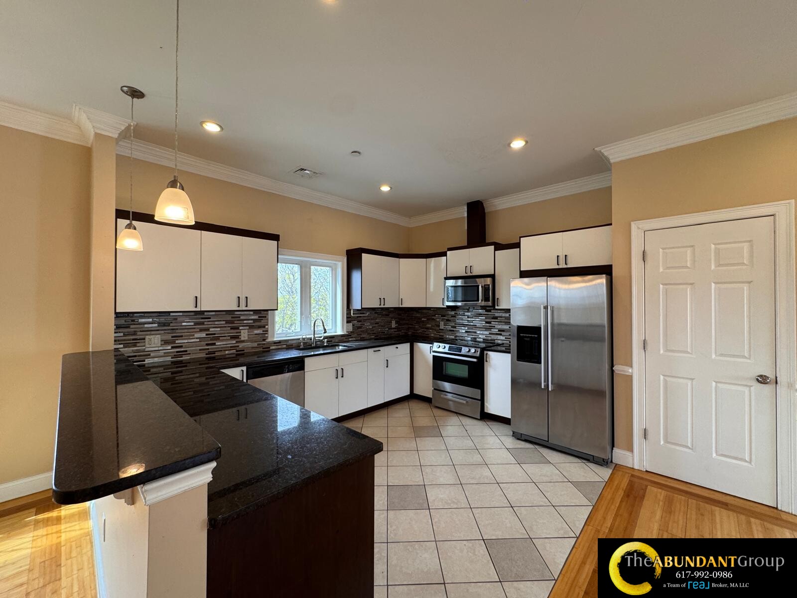 473 Revere Beach Pkwa, Revere