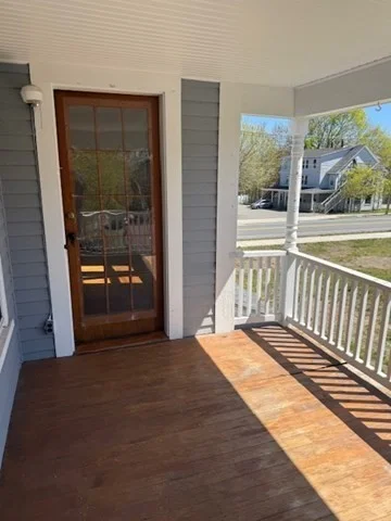 41 E Main St, Ayer