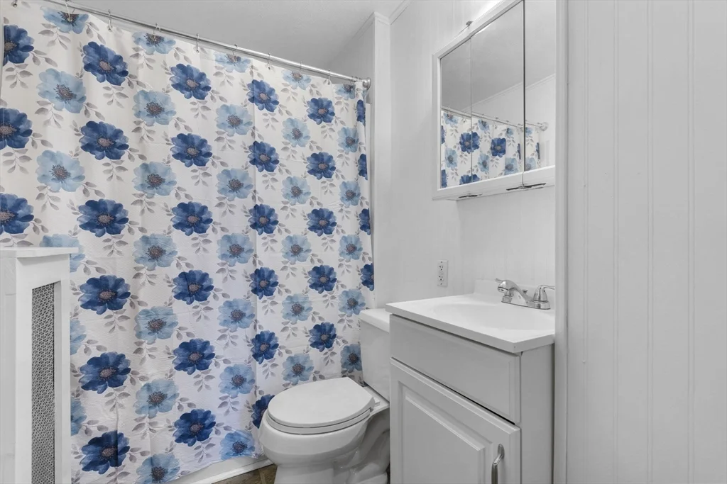 5-7 Linwood Ave, Melrose