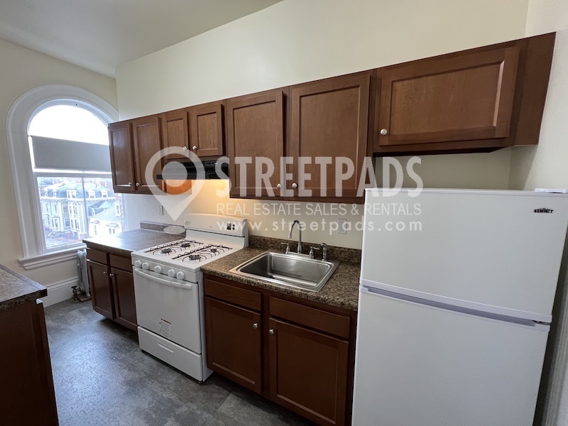 2 Ware St, Mid-Cambridge