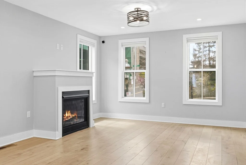 78 Tremont St, Charlestown