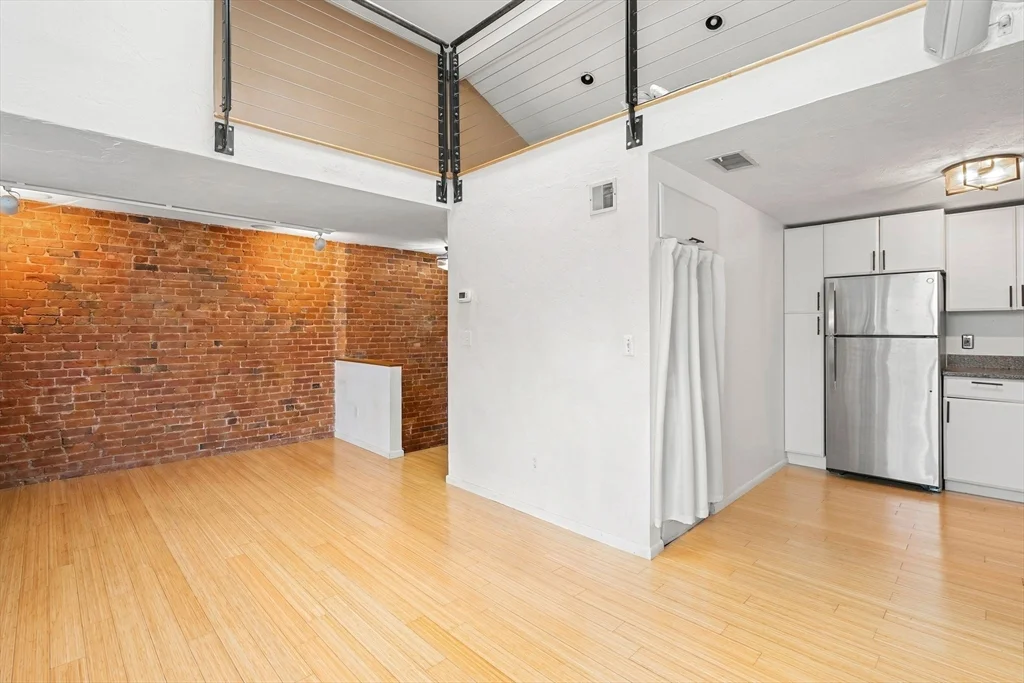 148 F St, South Boston