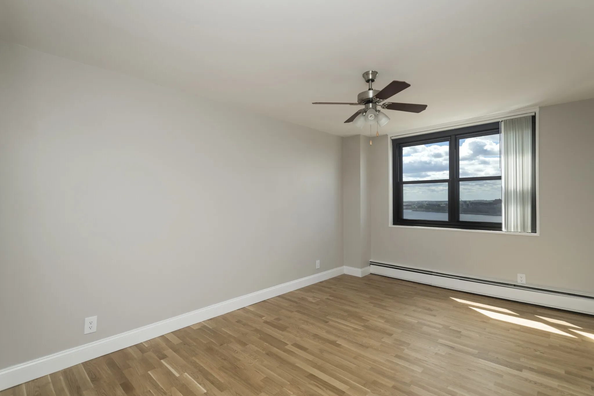 1410 Columbia Rd, South Boston