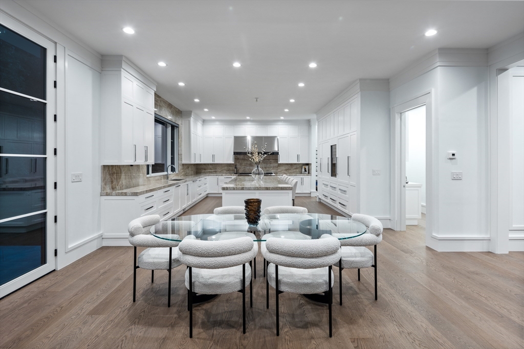 138 Woodland Rd, Brookline