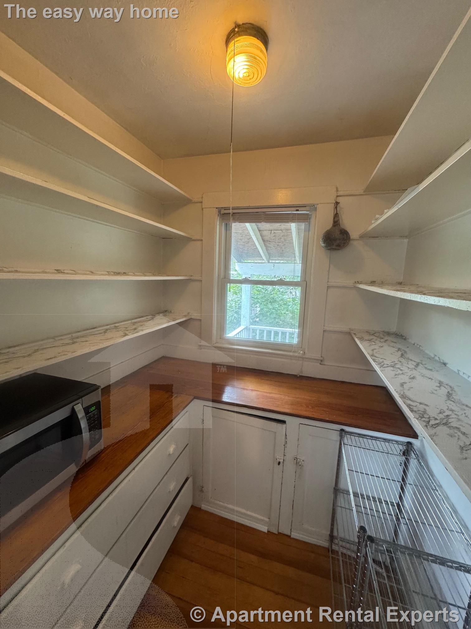 48 Standish St, Huron Village