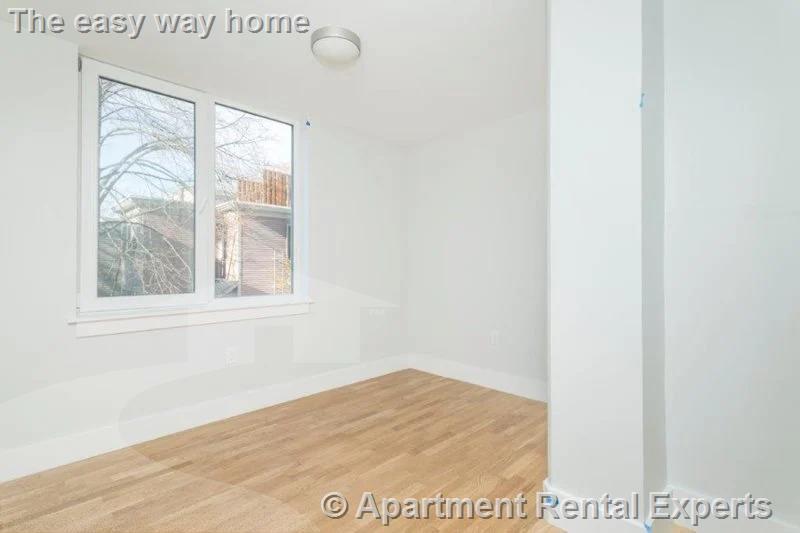 334 Harvard St, Harvard Square