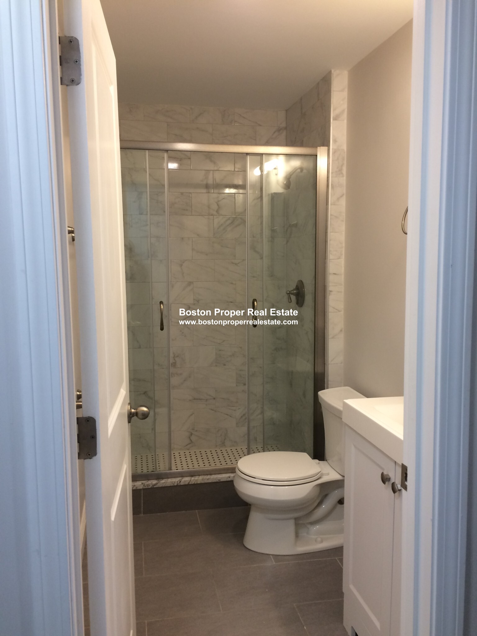 2 bed, 1 bath apartment for rent at 48 Clearway St Unit 3, Back Bay — photo 3 of 10