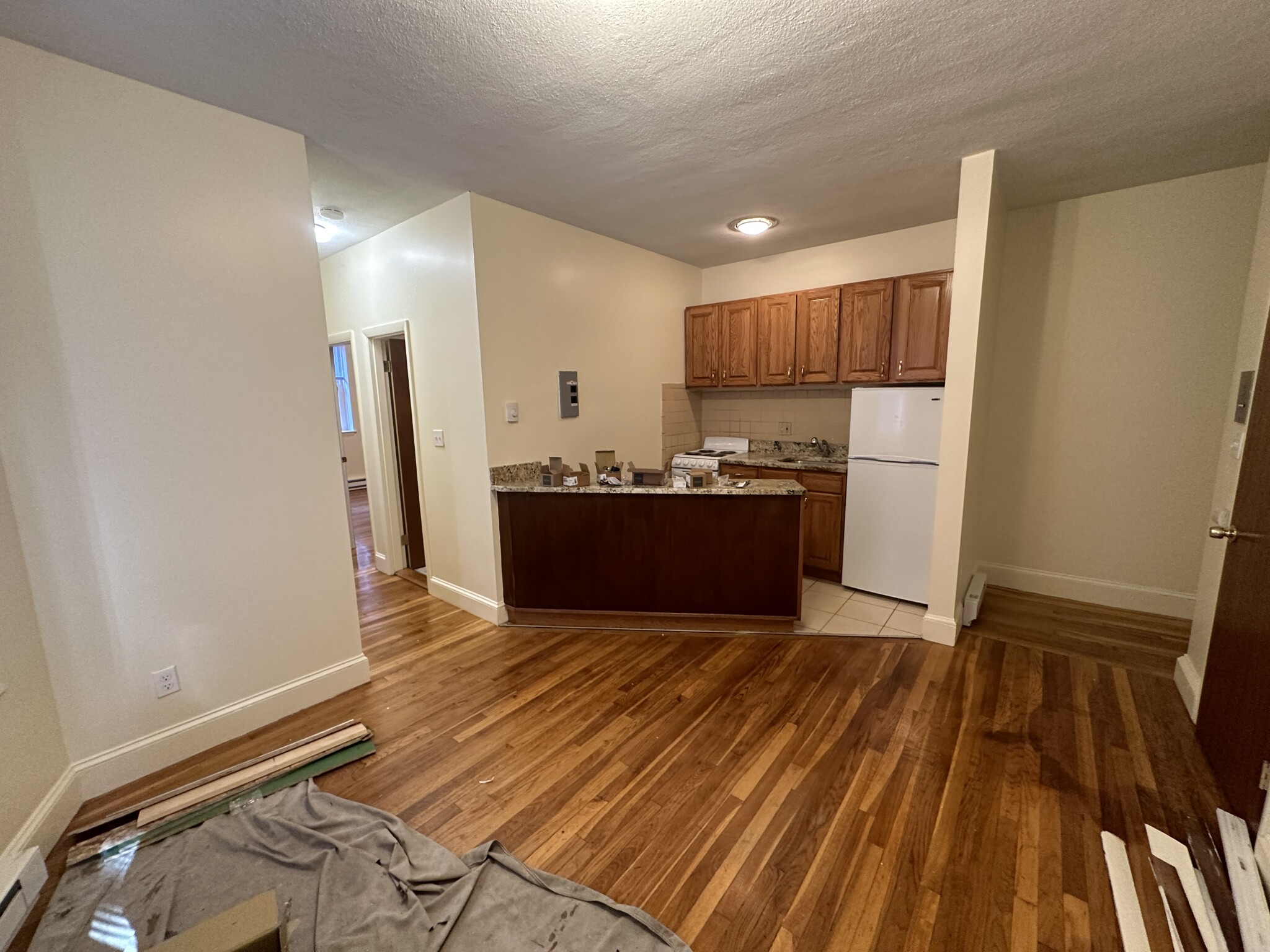 2 bed, 1 bath apartment for rent at 32 Westland Ave Unit 6, Fenway