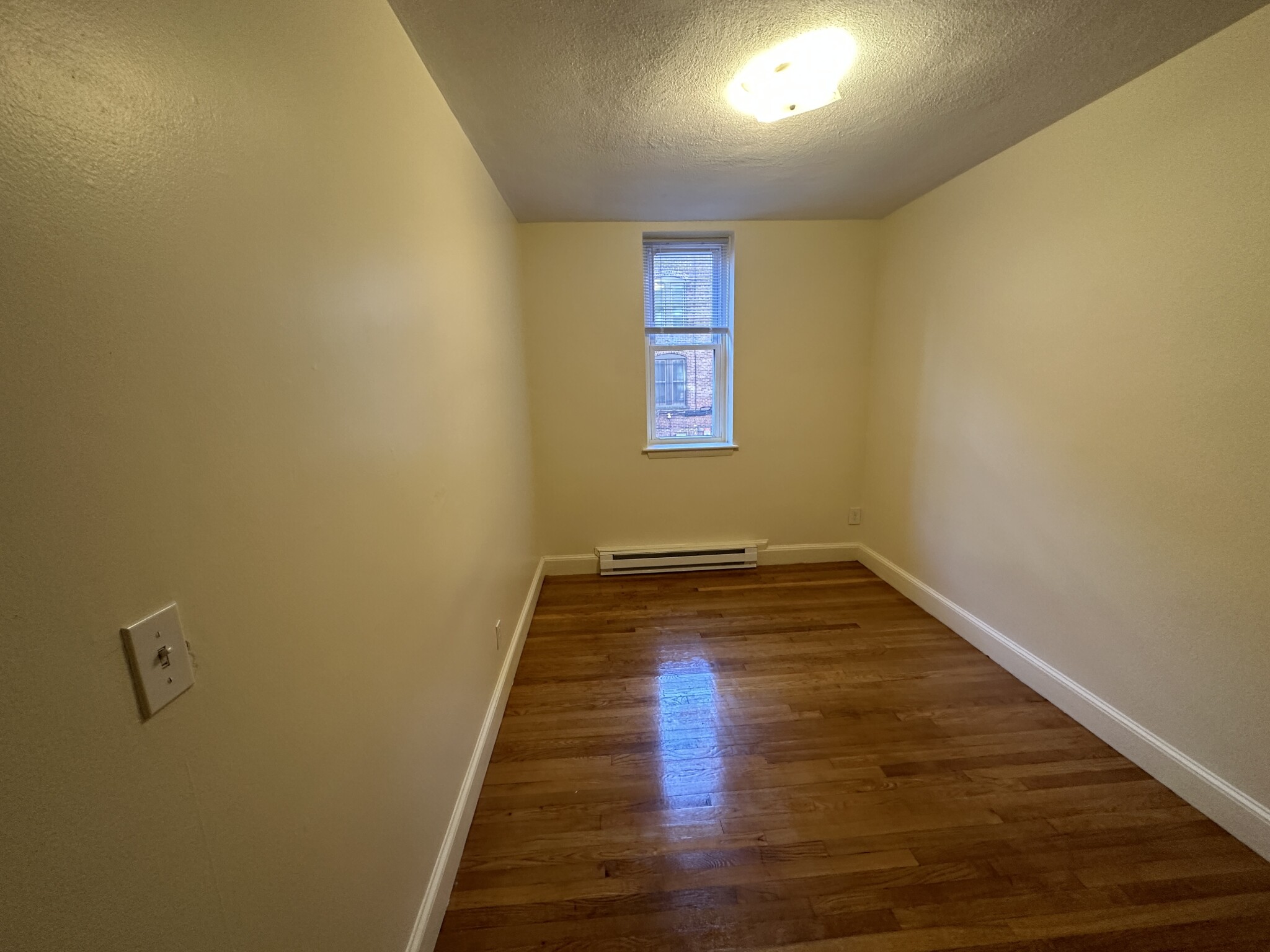 2 bed, 1 bath apartment for rent at 32 Westland Ave Unit 6, Fenway — photo 3 of 8