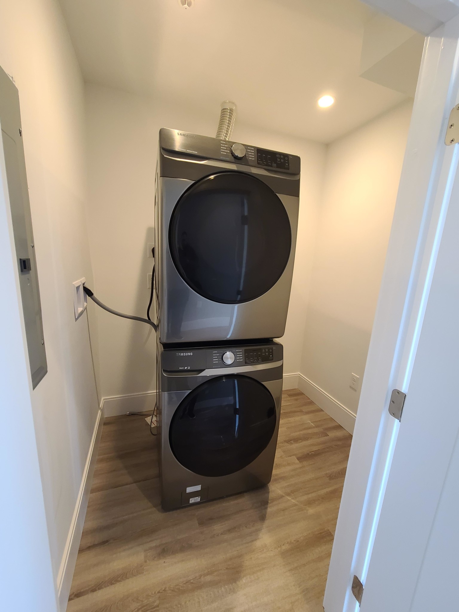 3 bed, 2 bath apartment for rent at 27 Vinton St Unit 3, South Boston — photo 32 of 33