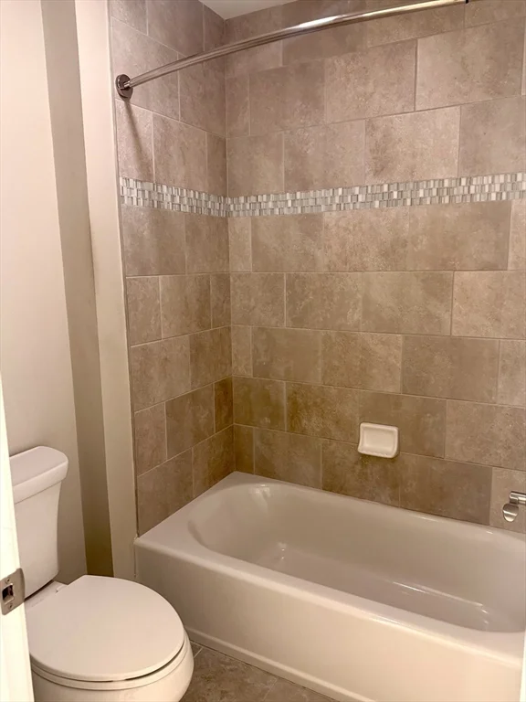 100 Baldwin Ave, Woburn