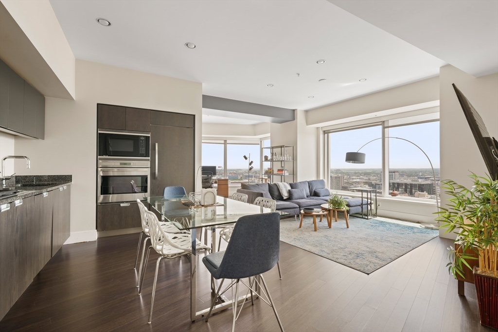 110 Stuart St, Back Bay