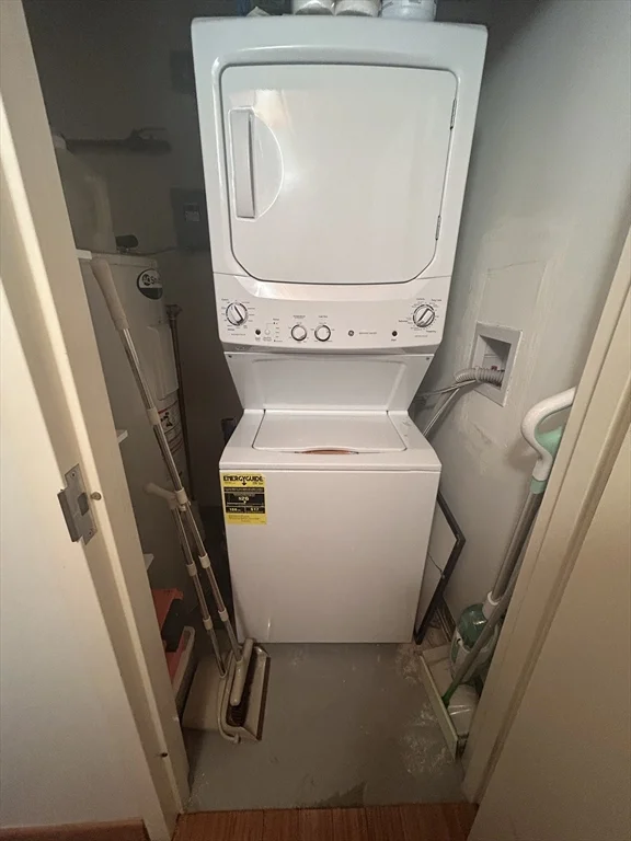 290 Pleasant St, Watertown