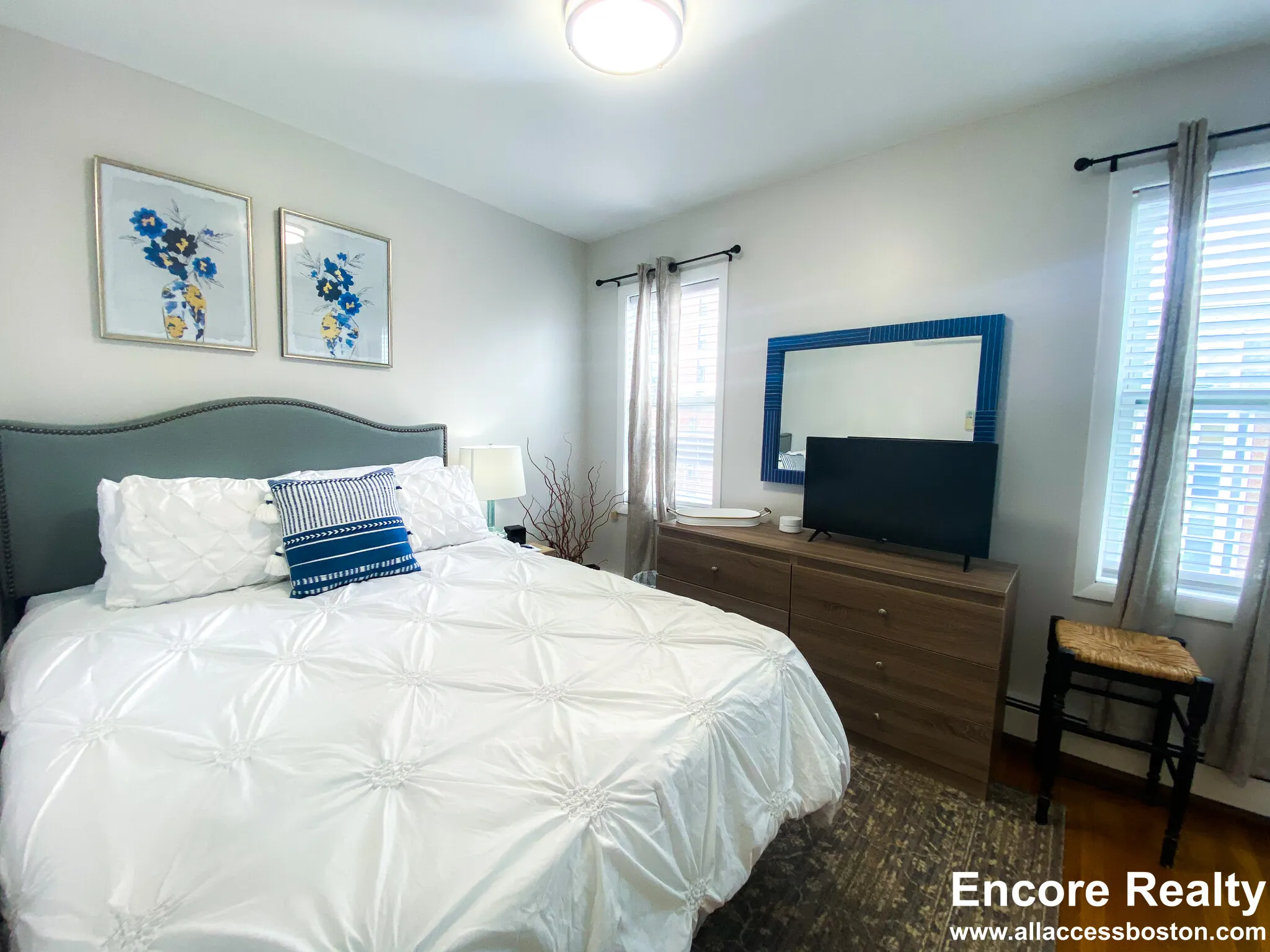 1004 Tremont St, Roxbury