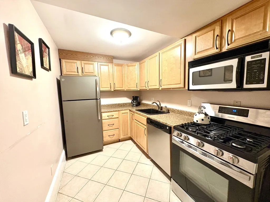 86 Commonwealth Ave, Back Bay