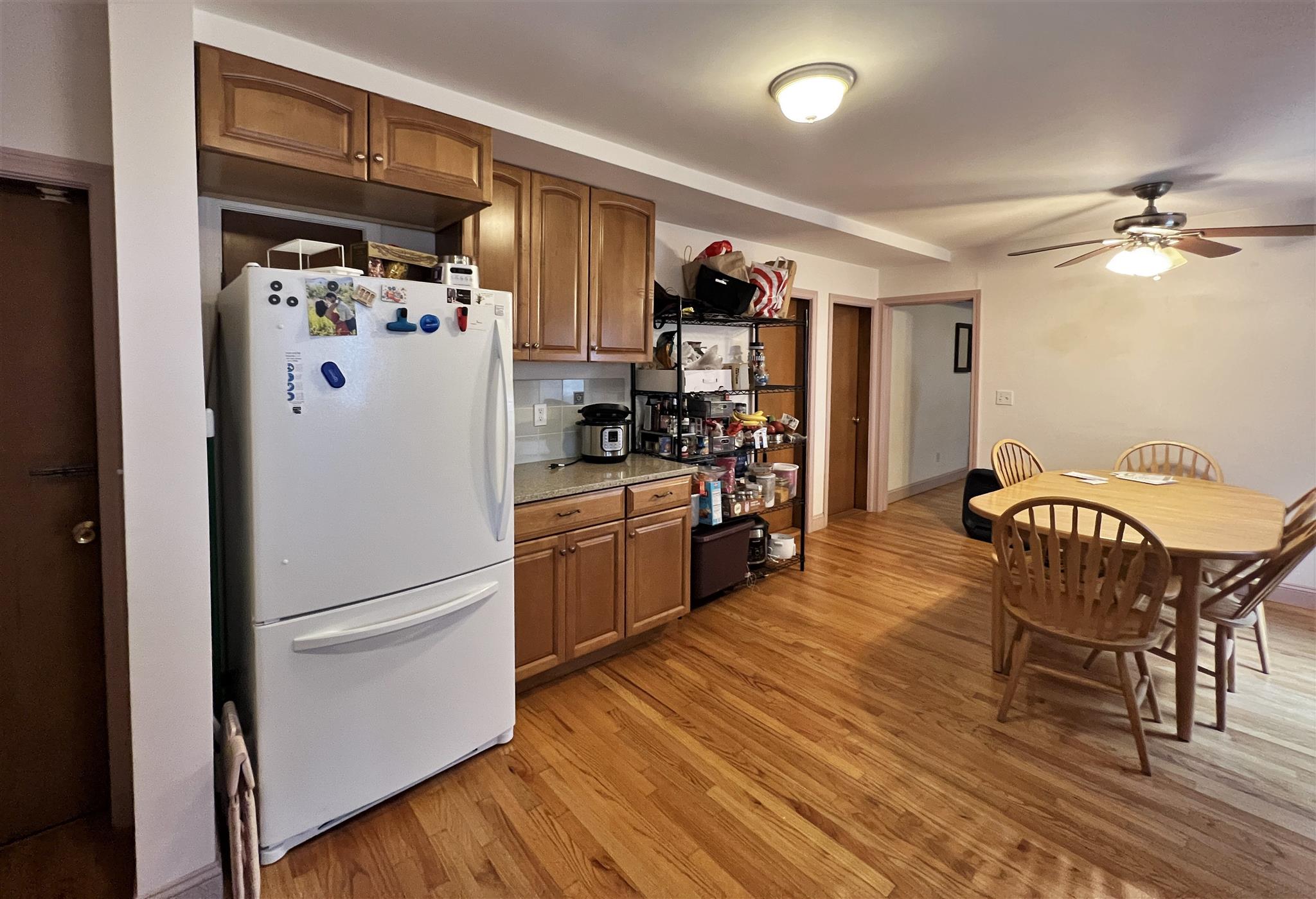 3 bed, 1 bath apartment for rent at 50 Banks St Unit 1, Porter Square — photo 5 of 24