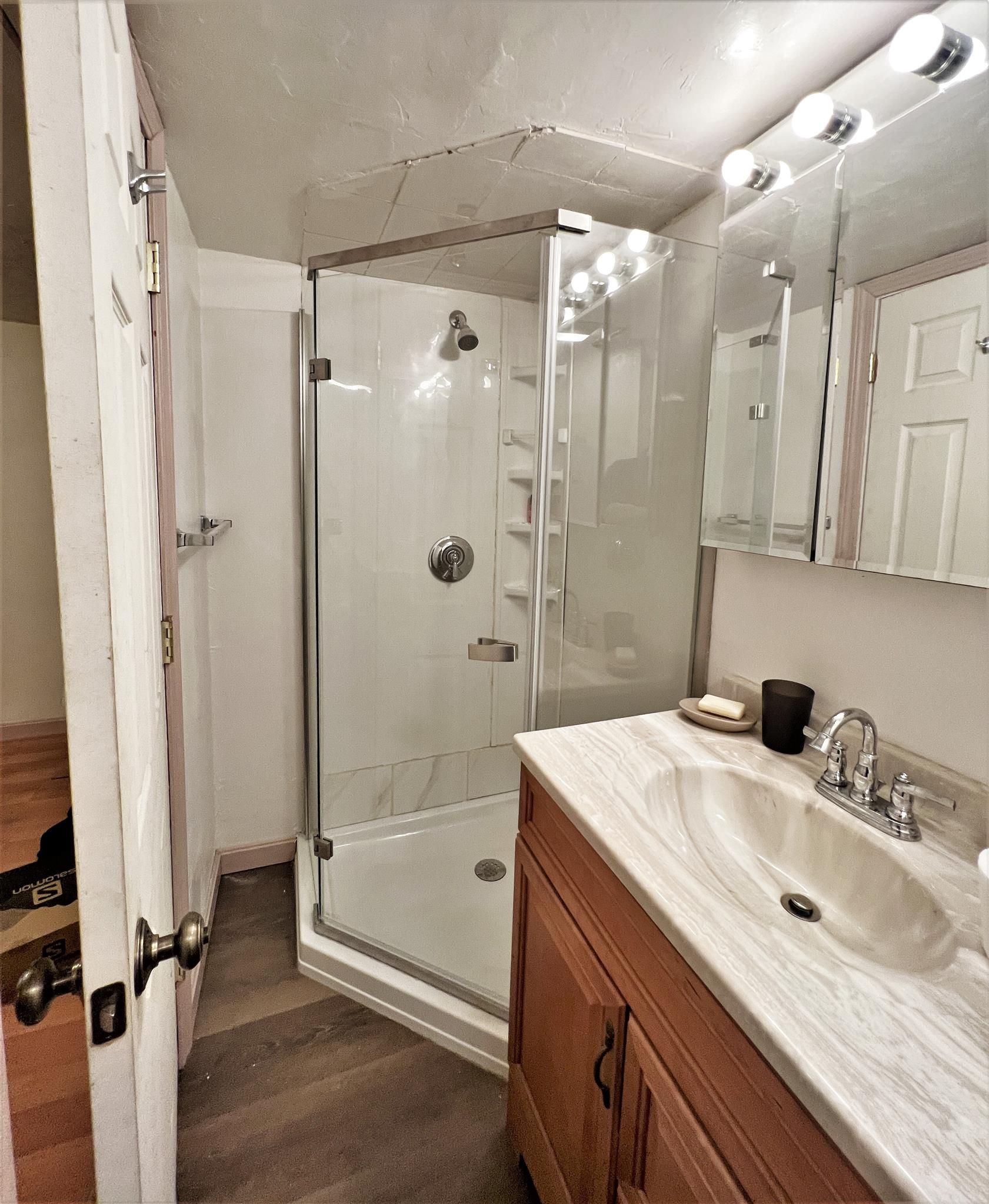 3 bed, 1 bath apartment for rent at 50 Banks St Unit 1, Porter Square — photo 18 of 24