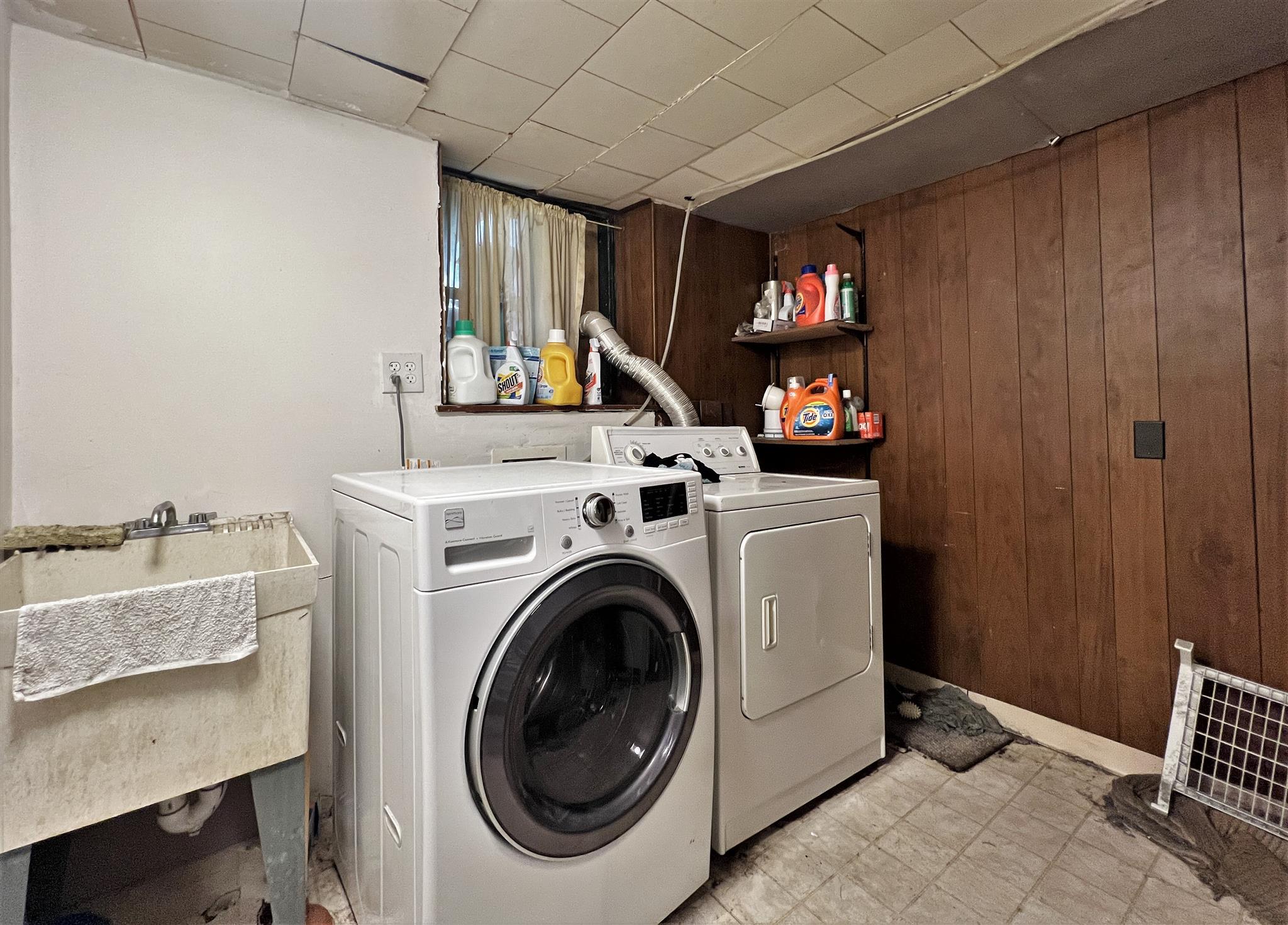 3 bed, 1 bath apartment for rent at 50 Banks St Unit 1, Porter Square — photo 19 of 24