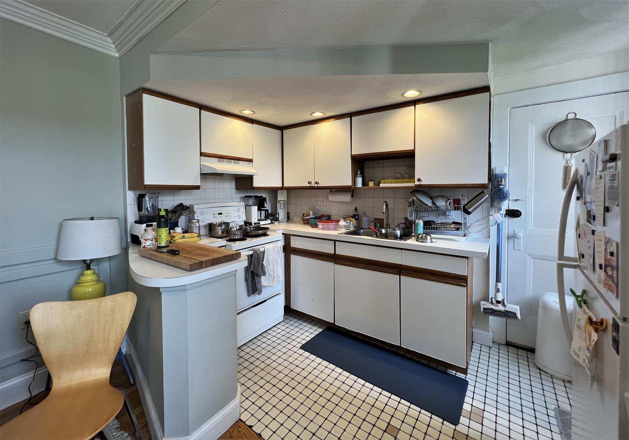 1.5 bed, 1 bath apartment for rent at 7 Craigie Cir, Harvard Square — photo 5 of 9