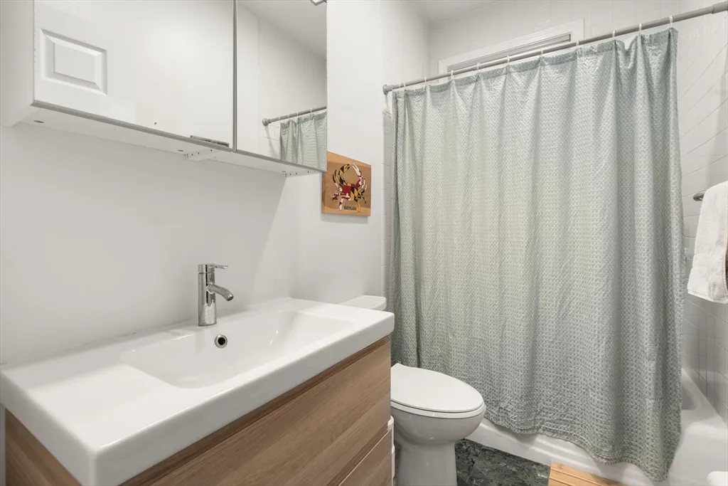 118 Franklin St, Brookline Village