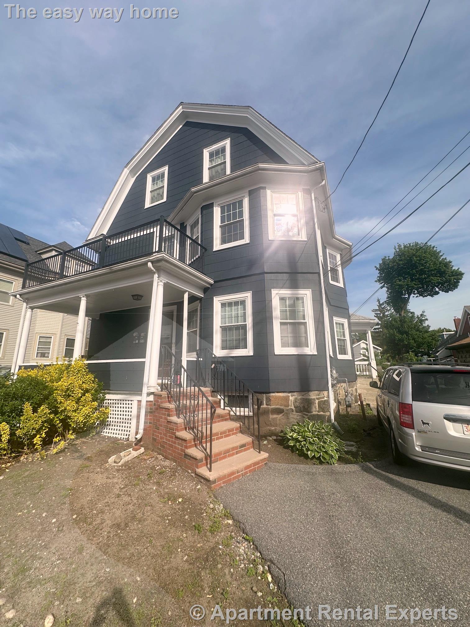 251-253 Arlington St, Tufts