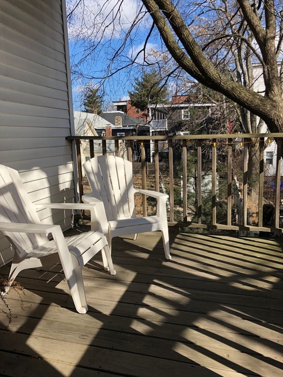 106 Pine St, The Port