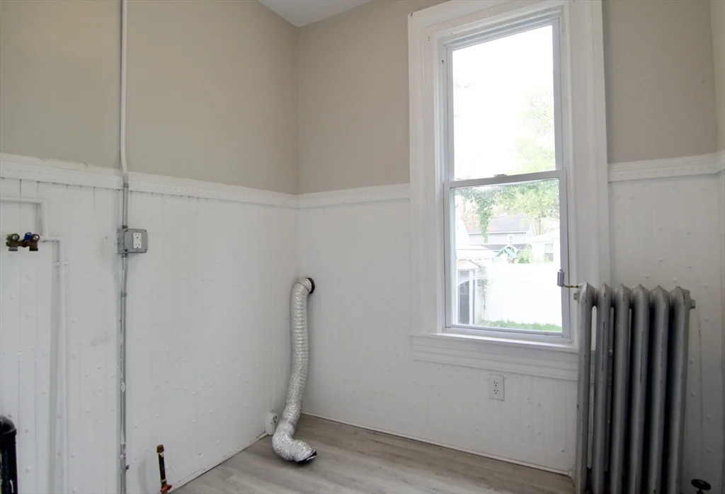 60 Howes St, Springfield