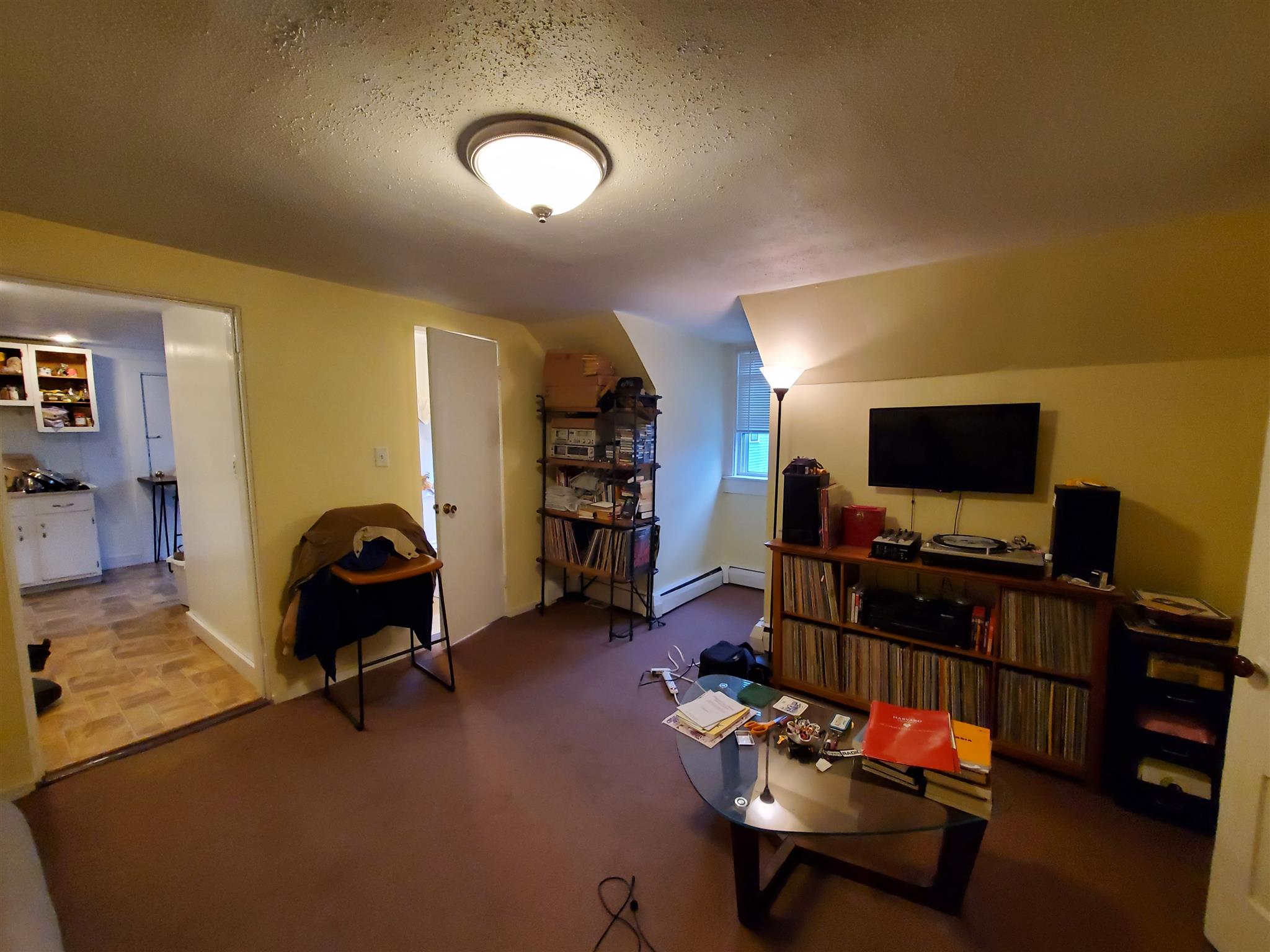 1 bed, 1 bath apartment for rent at 92 Pleasant St Unit 2, Central Square — photo 4 of 8