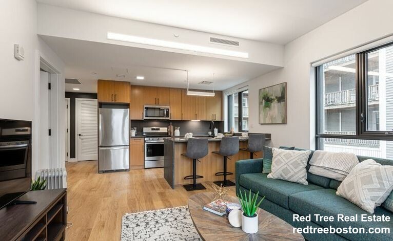 83 Gardner St, Allston