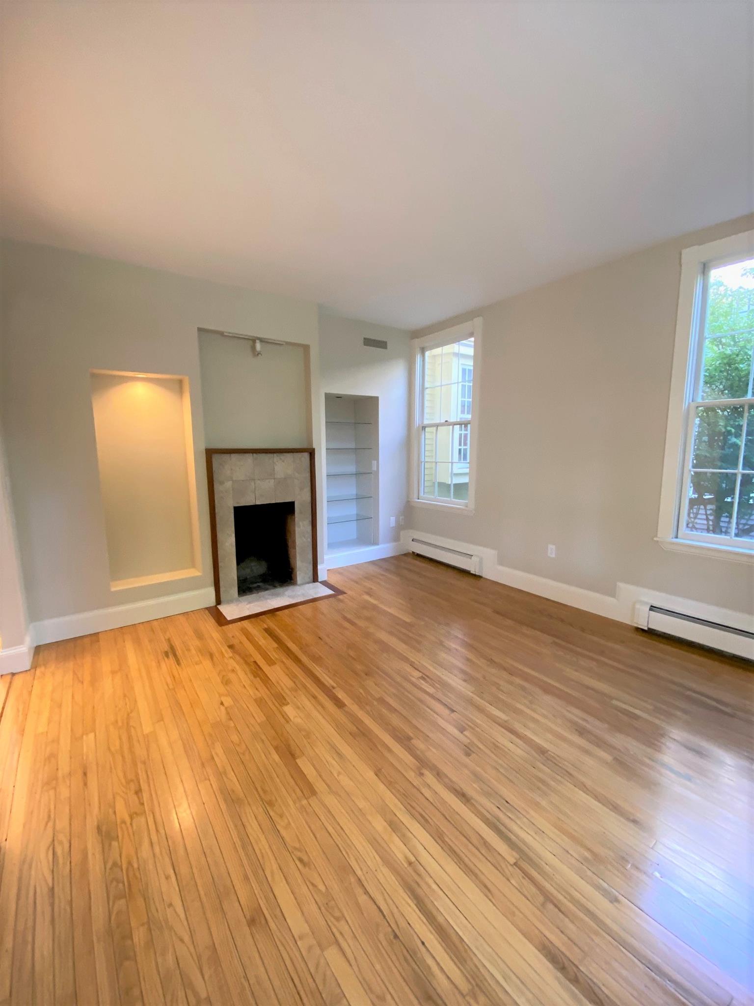 3.5 bed, 2.5 bath apartment for rent at 259 Mount Auburn St Unit 259, Harvard Square — photo 3 of 25