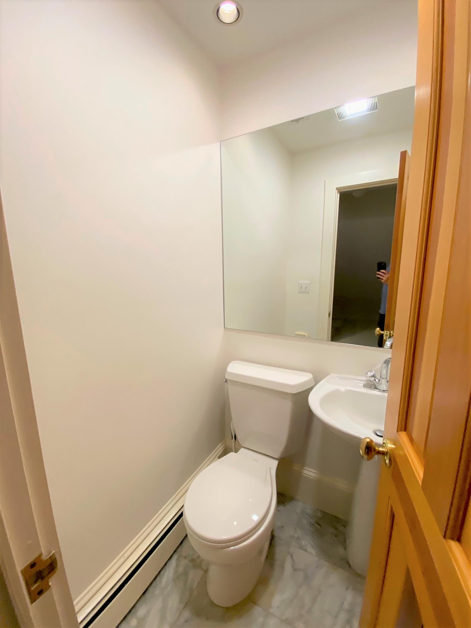 3.5 bed, 2.5 bath apartment for rent at 259 Mount Auburn St Unit 259, Harvard Square — photo 5 of 25