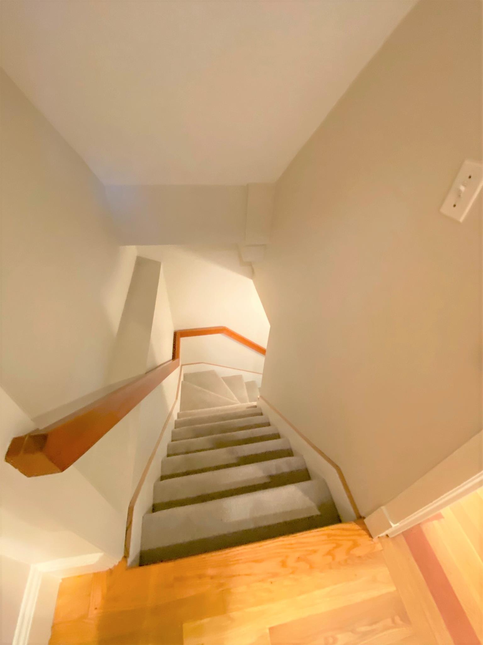3.5 bed, 2.5 bath apartment for rent at 259 Mount Auburn St Unit 259, Harvard Square — photo 6 of 25