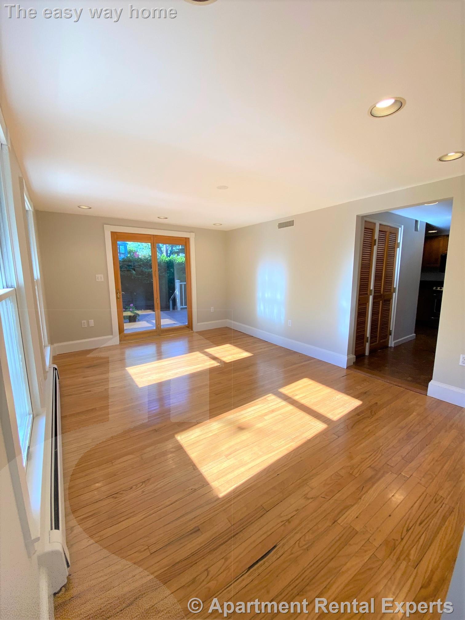 4.5 bed, 3.5 bath apartment for rent at 259 Mount Auburn Unit 1, Harvard Square — photo 9 of 25