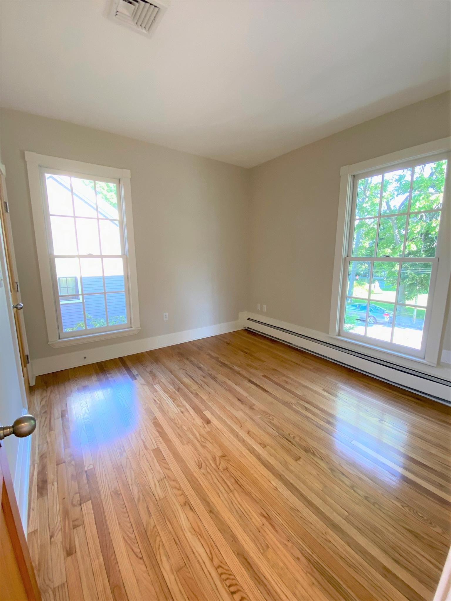 3.5 bed, 2.5 bath apartment for rent at 259 Mount Auburn St Unit 259, Harvard Square — photo 8 of 25