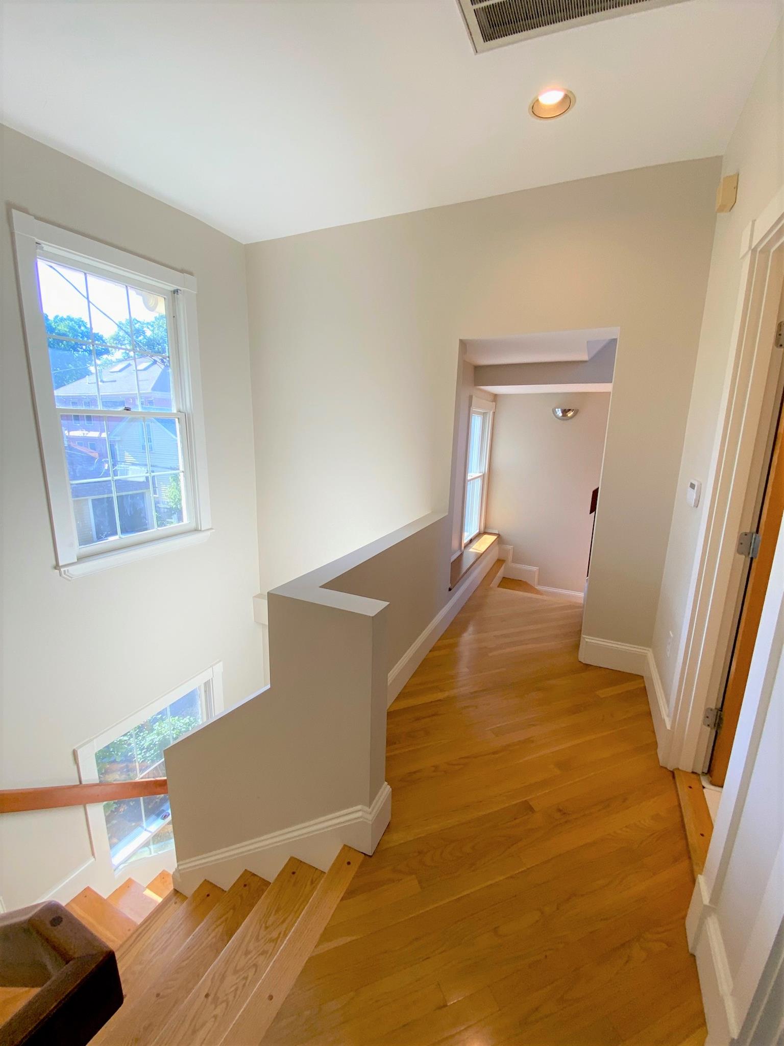 3.5 bed, 2.5 bath apartment for rent at 259 Mount Auburn St Unit 259, Harvard Square — photo 10 of 25