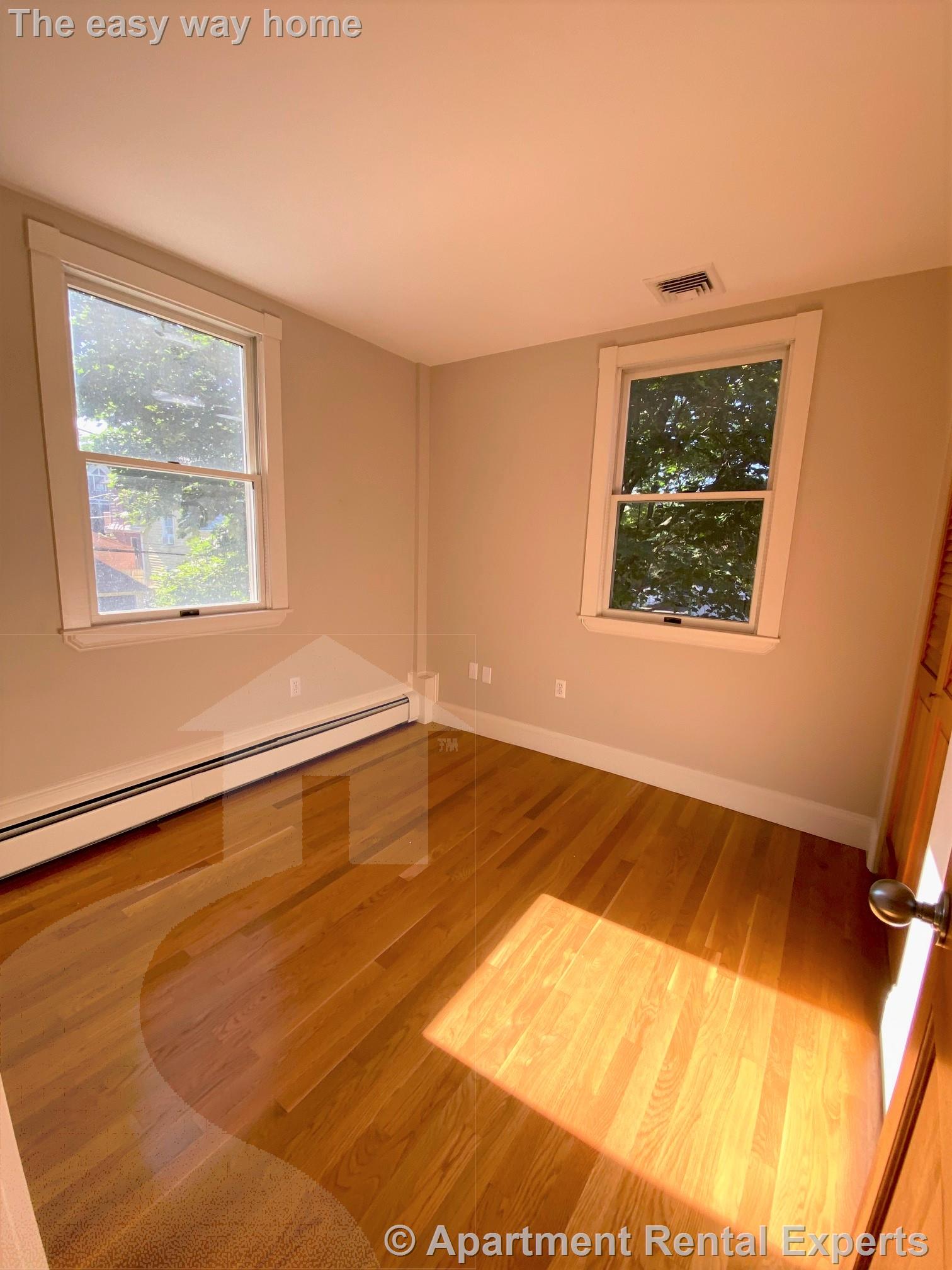 4.5 bed, 3.5 bath apartment for rent at 259 Mount Auburn Unit 1, Harvard Square — photo 15 of 25