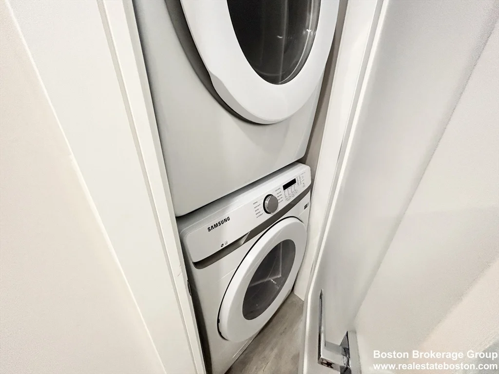 23 Mount Vernon St, Dorchester