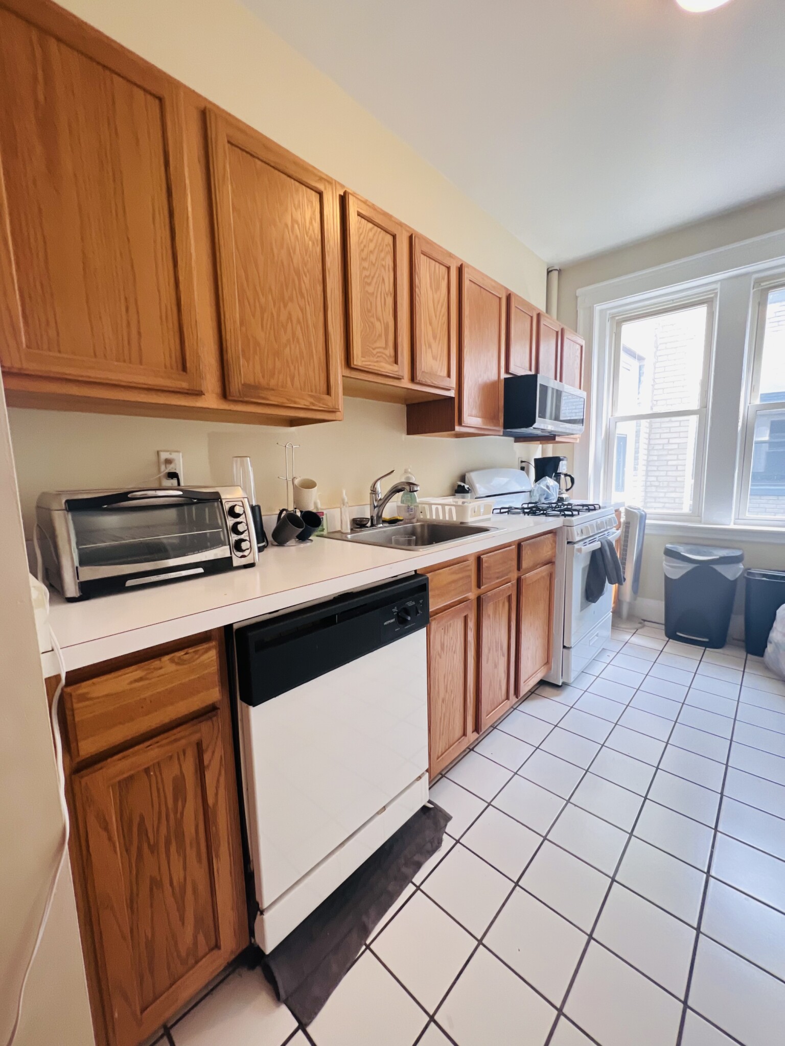 2 bed, 1 bath apartment for rent at 321 Summit Ave Unit 07, Brighton — photo 2 of 3