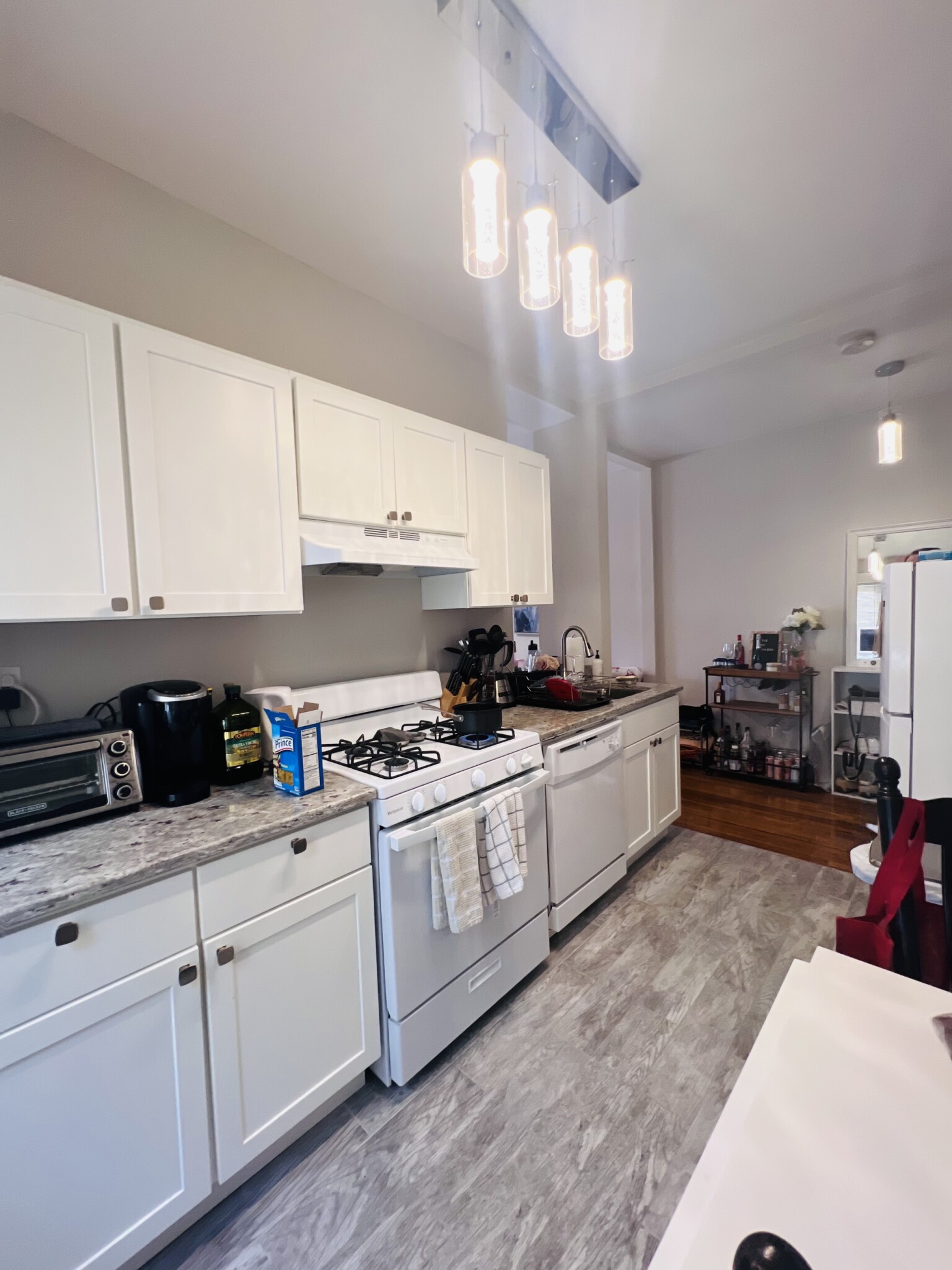 2 bed, 1 bath apartment for rent at 321 Summit Ave Unit 04, Brighton