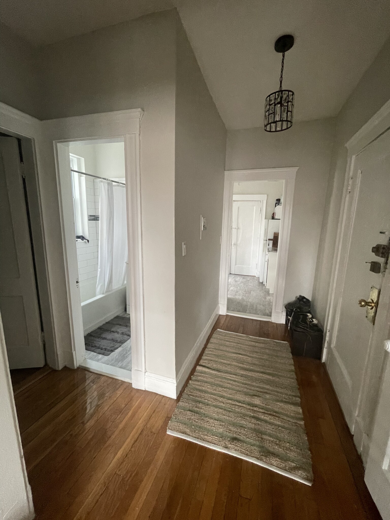 2 bed, 1 bath apartment for rent at 321 Summit Ave Unit 10, Brighton — photo 5 of 7