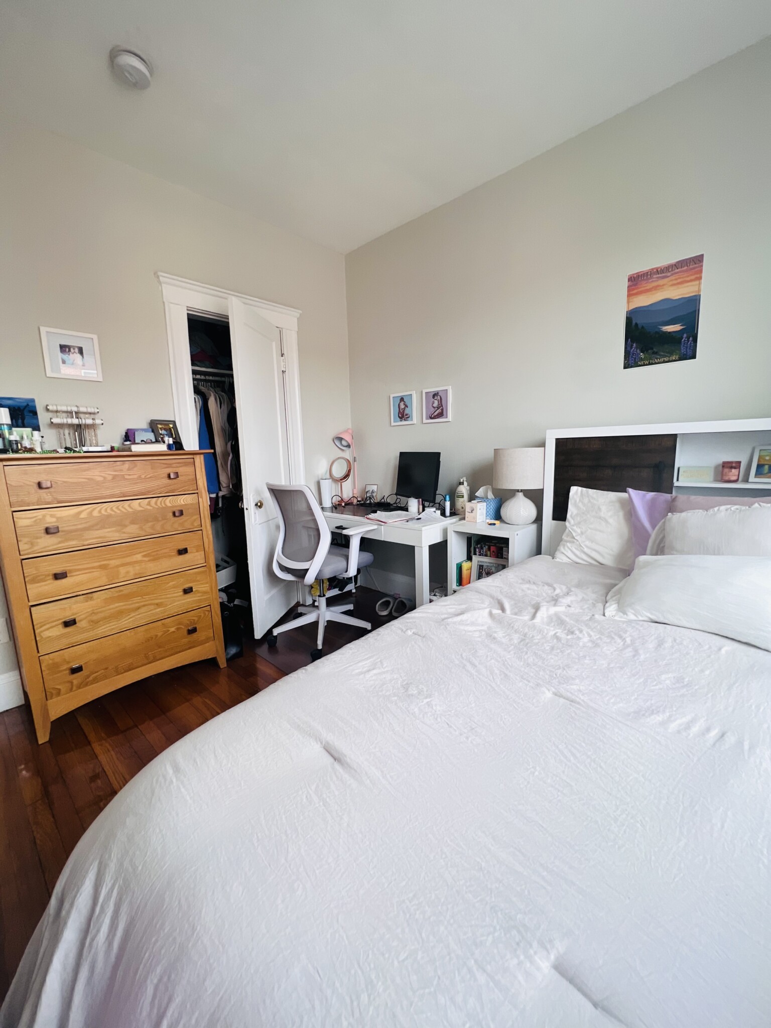 2 bed, 1 bath apartment for rent at 321 Summit Ave, Unit 4, Brighton — photo 2 of 3