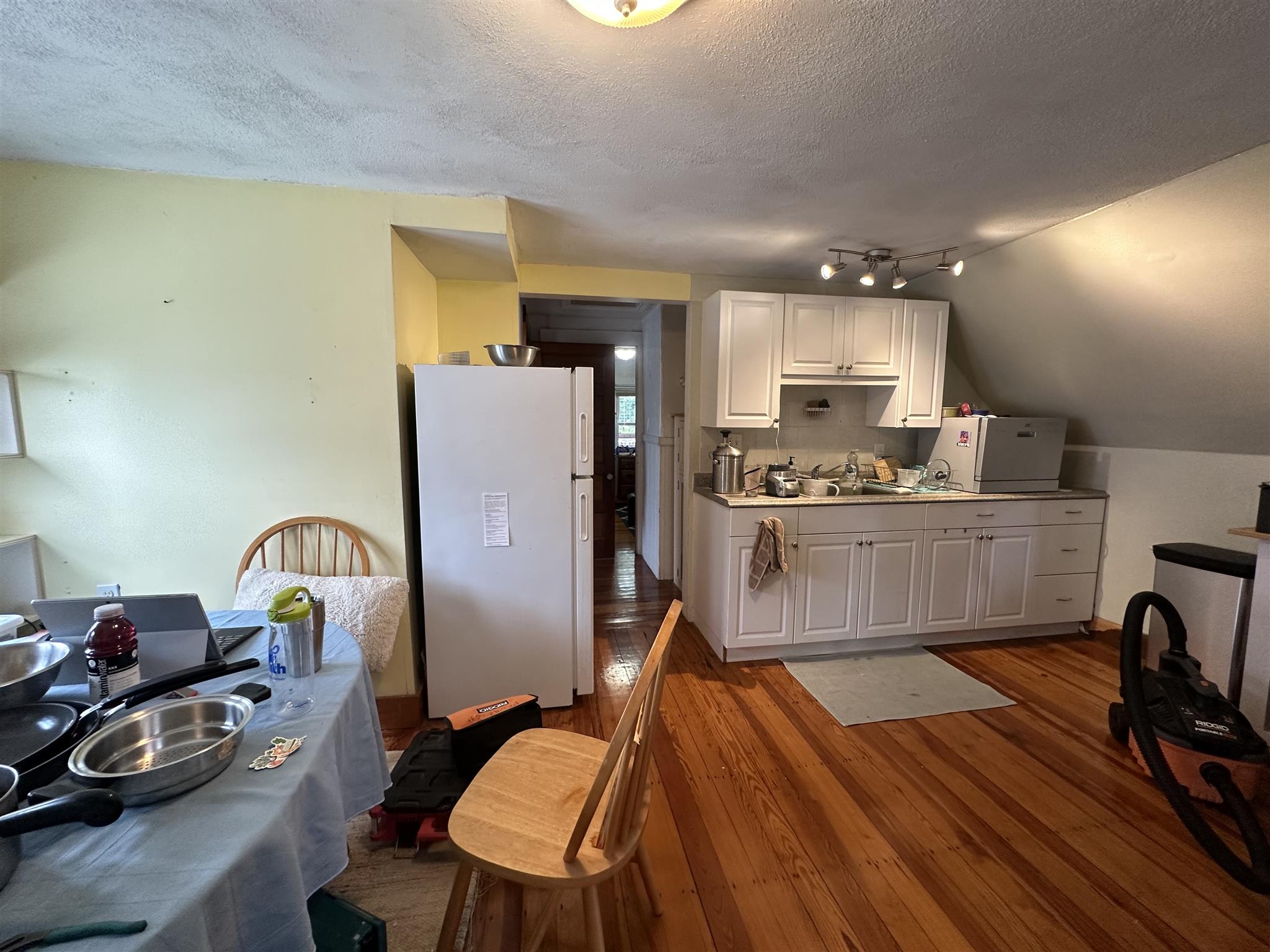 1 bed, 1 bath apartment for rent at 74 Prentiss St Unit 3, Watertown — photo 12 of 12