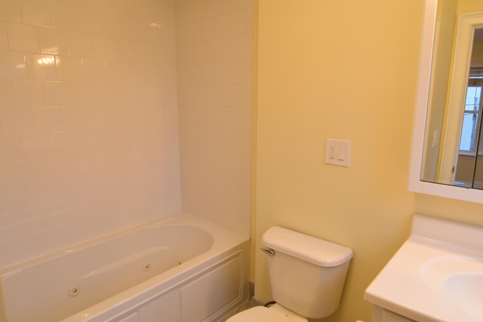 120 D St, South Boston