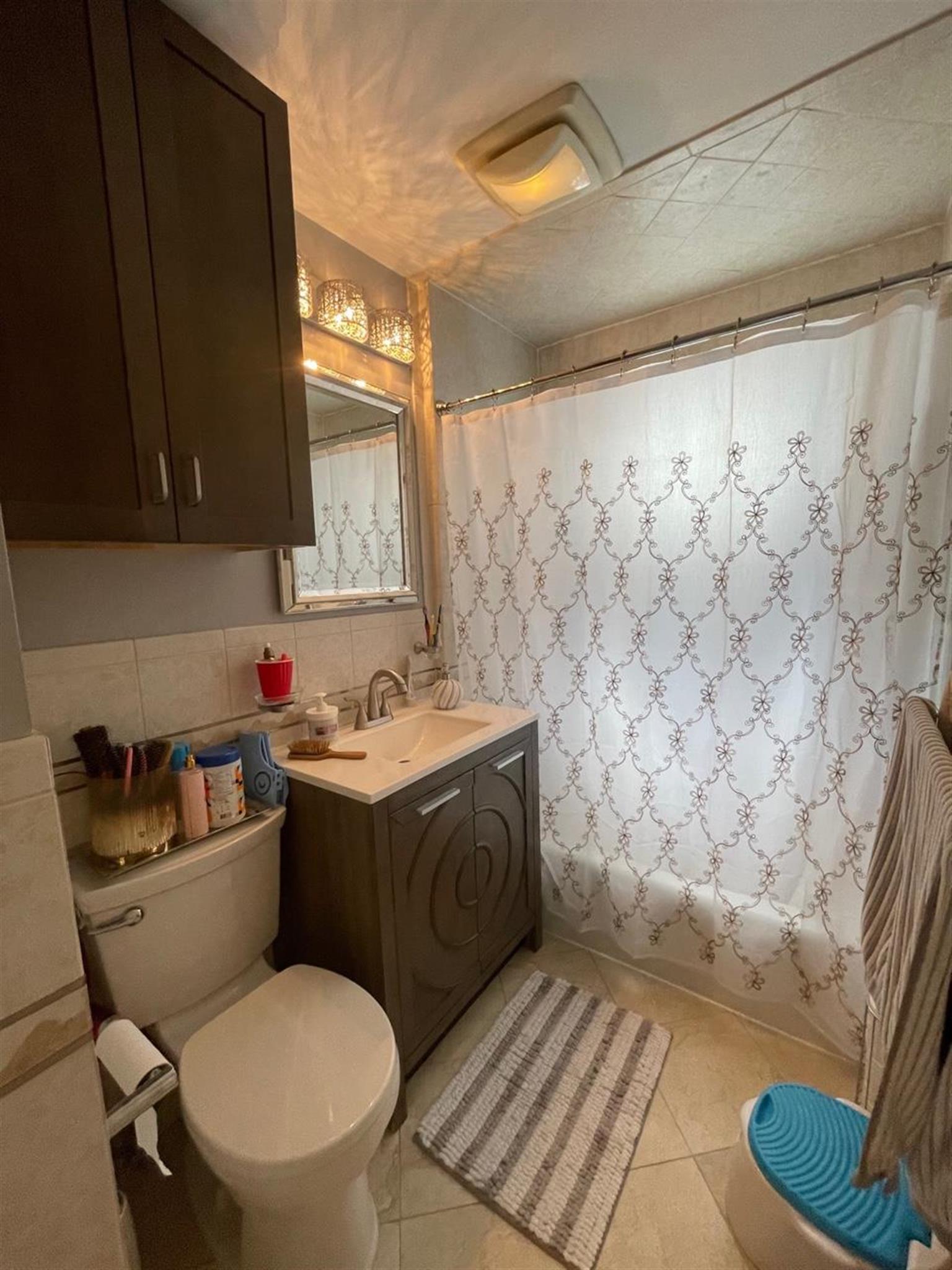 2.5 bed, 1 bath apartment for rent at 33 Lafayette St Unit 1, Arlington — photo 18 of 26