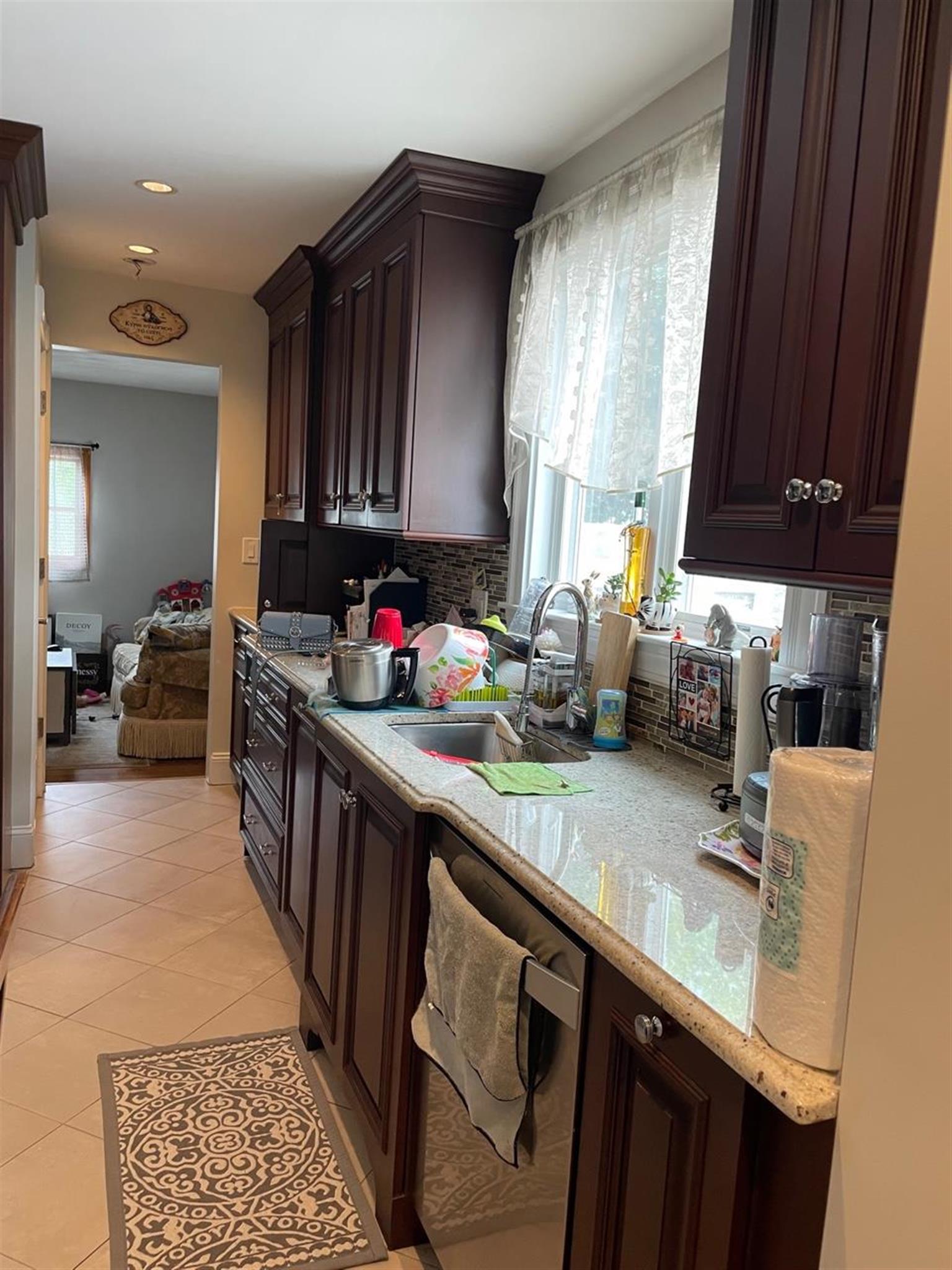 2.5 bed, 1 bath apartment for rent at 33 Lafayette St Unit 1, Arlington — photo 5 of 26