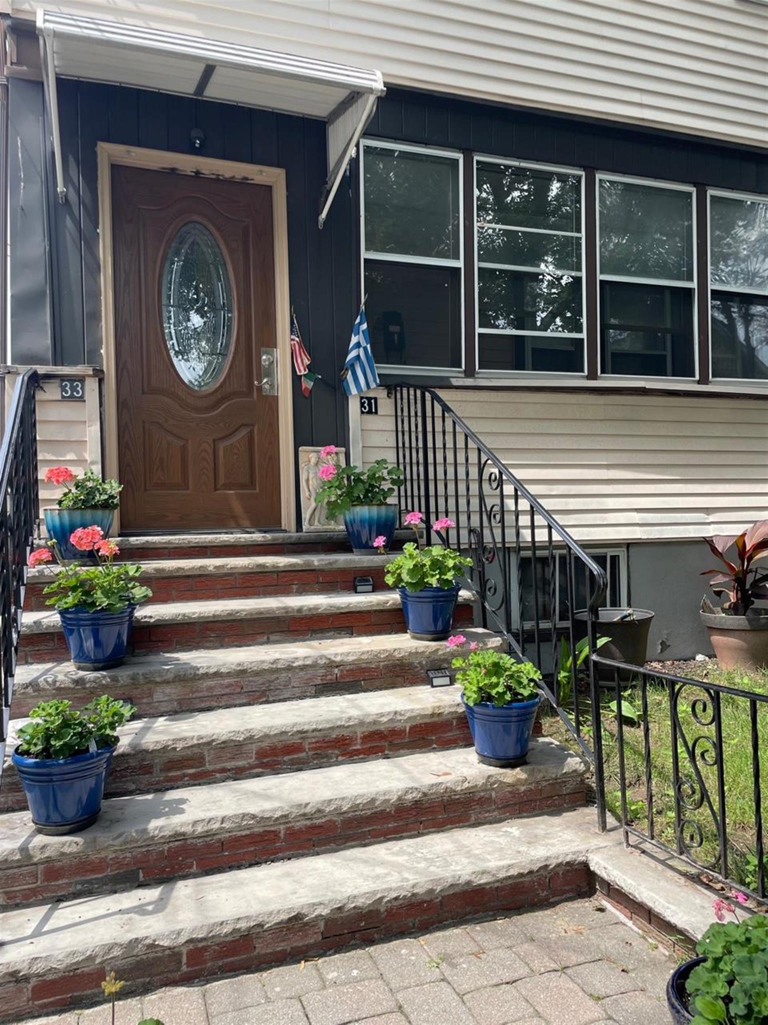 2.5 bed, 1 bath apartment for rent at 33 Lafayette St Unit 1, Arlington — photo 13 of 26