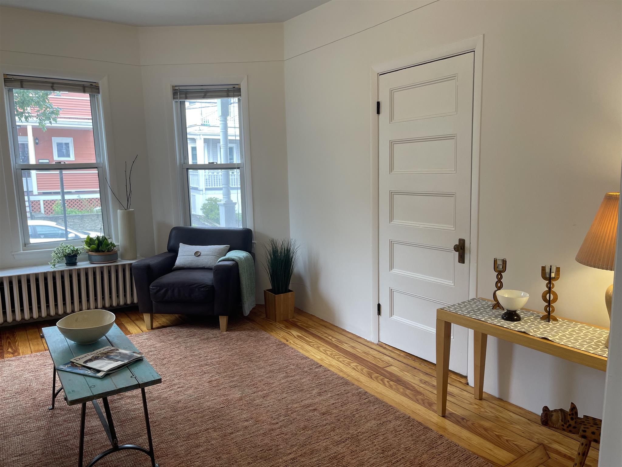 3 bed, 1 bath apartment for rent at 1 Windsor Rd Unit 1, Porter Square — photo 8 of 9